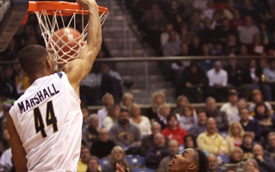 
Final score
Akron: 65 Kent: 62
Game highlights

Akron's Zeke Marshall scored 20 points and grabbed 11 rebounds
Kent State's Rod Sherman scored a team-high 19 points
Michael Porrini was the Flashes' second leading scorer with 12 points

