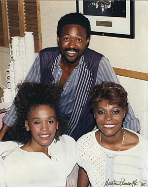 Eugene Shelton with Whitney Houston and Dionne Warwick at the Greek Theatre in 1985. Photo courtesy of Eugene Shelton.