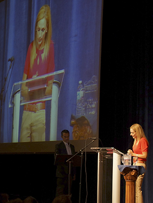 Marlee Matlin, Emmy-nominated actress and also the only deaf actress to win an Academy Award, talks about the struggles that she had to overcome on her way to becoming an actress, in the Student Center ballroom on Tuesday. Photo by Mark Honsberger.