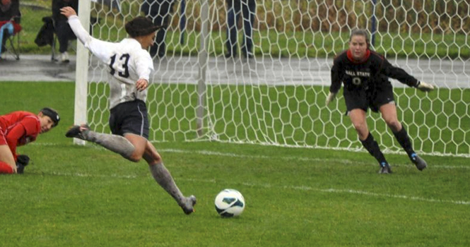 Senior midfielder Sara Henderson attempts a goal against Ball State on Sunday, Oct. 28. The Flashes won 4-0. PHOTO COURTESY OF KENT STATE ATHLETIC DEPARTMENT.