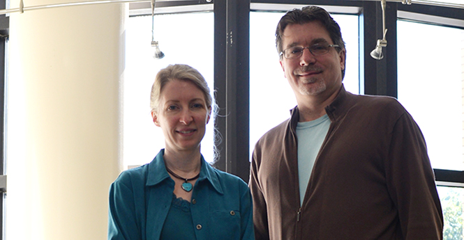 Psychology professors Katherine Rawson and John Dunlosky. The two updated a 1980 general. Photo by Leah Klafczynski .