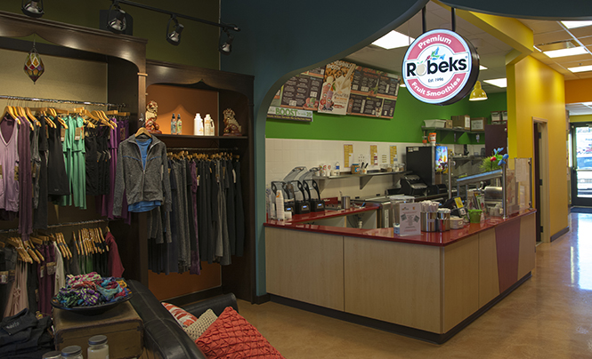 Robeks newest location in Kent is inside The Yoga Studio. The store offers smoothies as well as outfits and supplies for yoga. Photo by Abby Schafer.