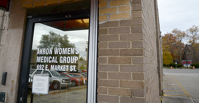 Early last month, Ohio implemented new restrictions that forbid patient-transfer agreements between abortion clinics such as Akron Women's Medical Group seen here, the Akron-Kent area's abortion provider. “Since they haven’t succeeded in making abortion illegal, they want to make it as inconvenient and distasteful as possible," said a medical employee at the Akron Women’s Medical Group who wasn’t authorized to speak to the media on the topic. Photo by Jenna Watson.