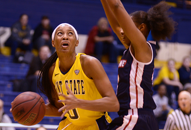 Junior Cici Shannon looks up to see if she can score during a basketball game against Duquesne University on Thursday, Nov. 14, 2013. Kent State lost the game 94-63. Photo by Melanie Nesteruk.