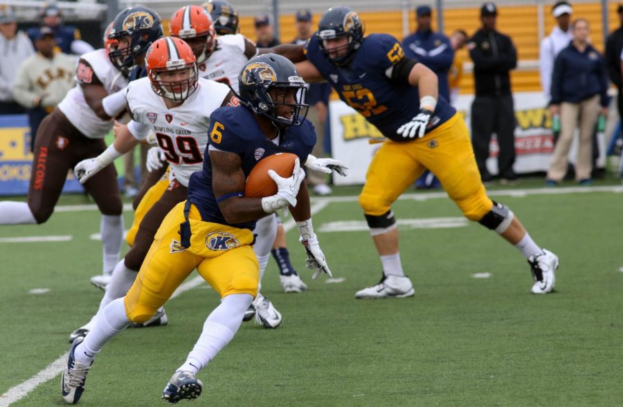 Freshman widereceiver P.J. Simmons cuts up field against BGSU on Saturday, Oct. 24, 2015.