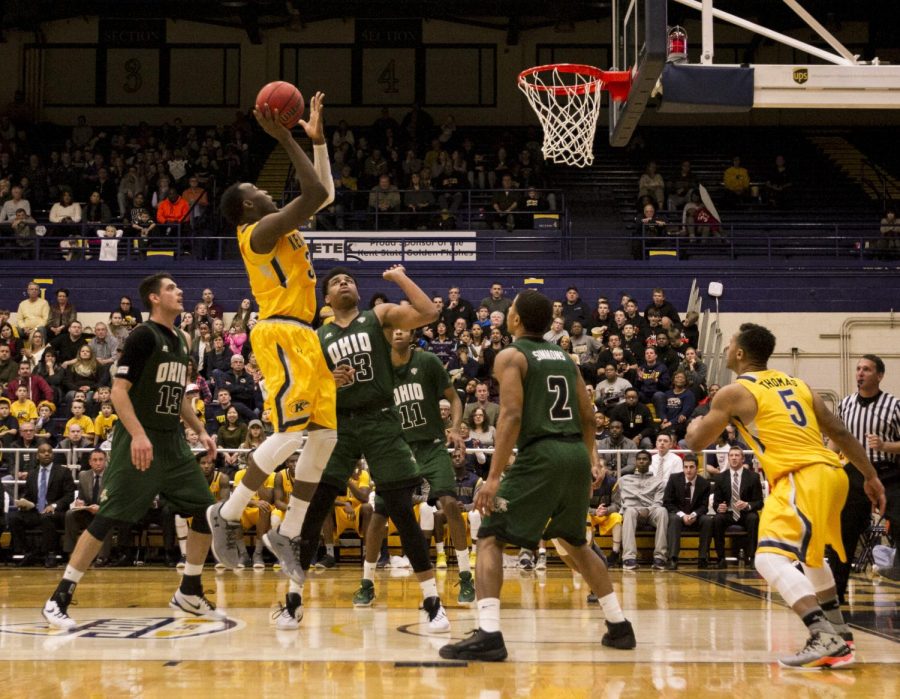 Redshirt Junior Jimmy Hall puts up the hook shot during the second half of the Golden Flashes win over the Bobcats on Jan. 16, 2016. Hall had a double-double with 15 points and 10 rebounds to help Kent State to an 89-82 victory.