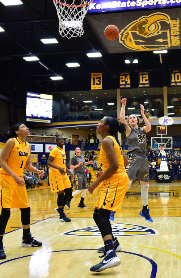 Sophomore forward Jordan Korinek shoots a 2 point shot against the University of Toledo. Saturday February 6, 2016. Kent lost 64-67.