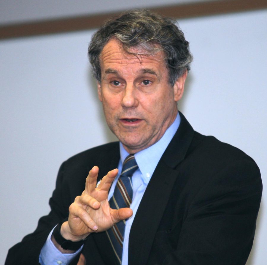 Ohio Sen. Sherrod Brown speaks to a group of students in Connie Schultz’s "Writing Across Platforms" class on Wednesday, March 30, 2016. KentWired Files.