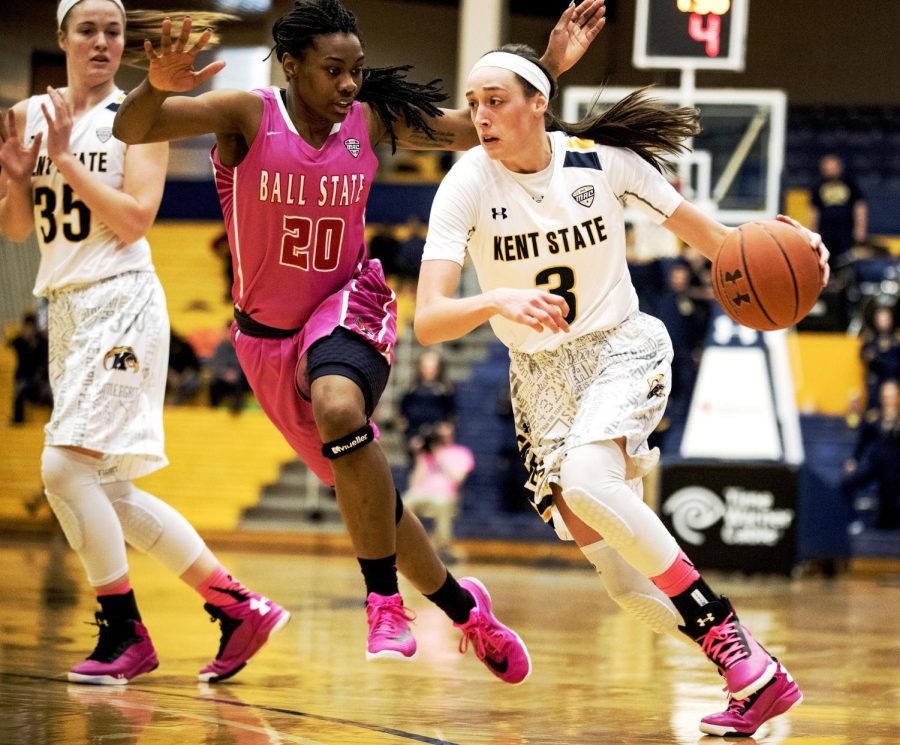 Senior guard Larissa Lurken drives towards the basket during the second half against Ball State at the M.A.C. Center on Saturday, Feb. 12, 2016. Kent State won, 59-50.