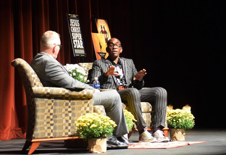 John Crawford-Spinelli, the dean of the College of the Arts (left), interviews Emmy and Tony Award-winning costume designer Paul Tazewell about his life as a costume designer after his speech Monday.