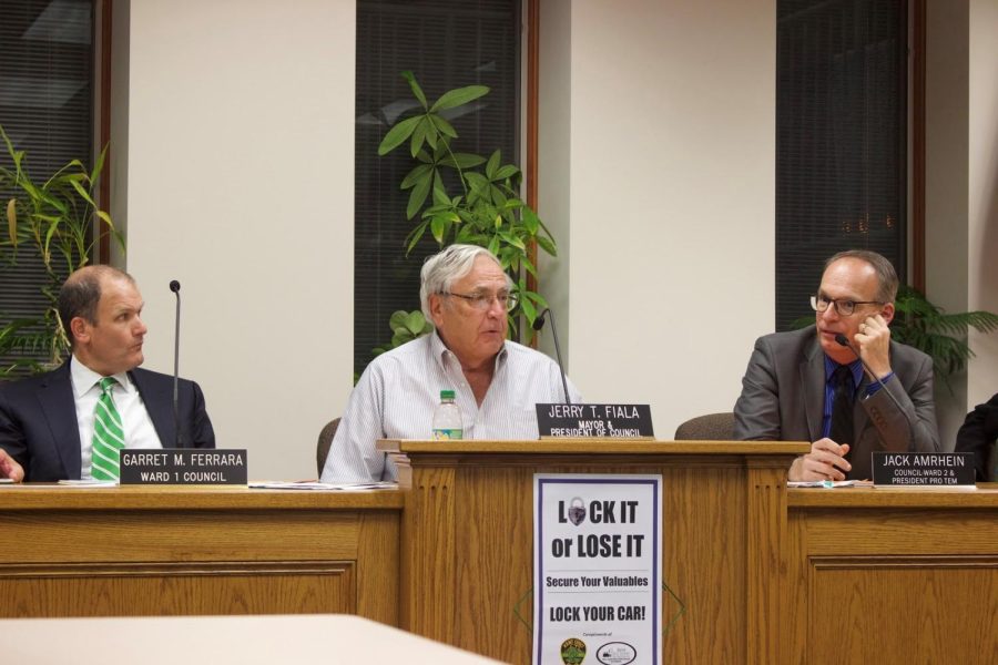 Kent Mayor Jerry Fiala addressed Kent City Council during their meeting Wednesday, Oct. 4, 2017. The council unanimously agreed to ban drivers from occupying two parking spots in the city.