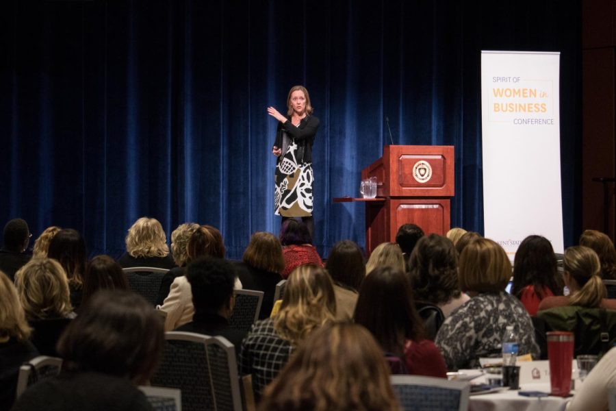 Liza Mundy during her keynote speech Thursday, March 8.