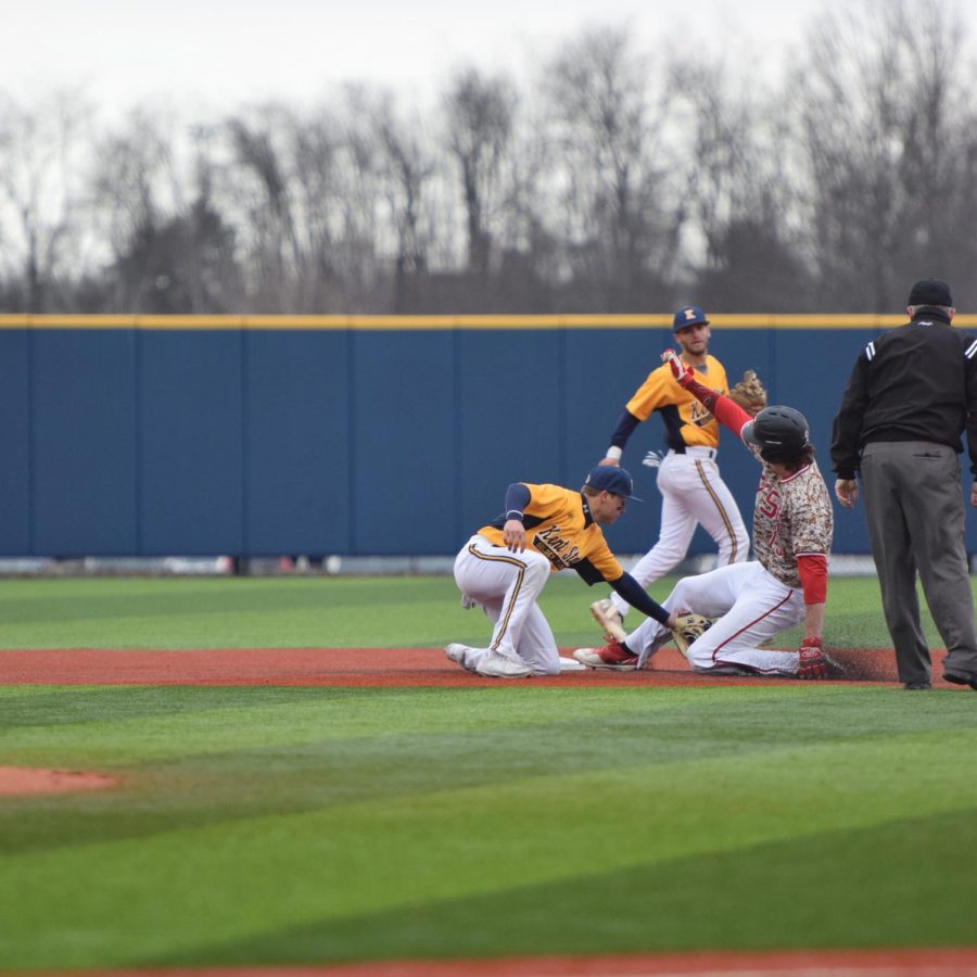 Kent State second baseman Greg Lewandoski tags out a would-be base stealer from Youngstown State during the Flashes' 7-2 victory on March 20, 2018. 