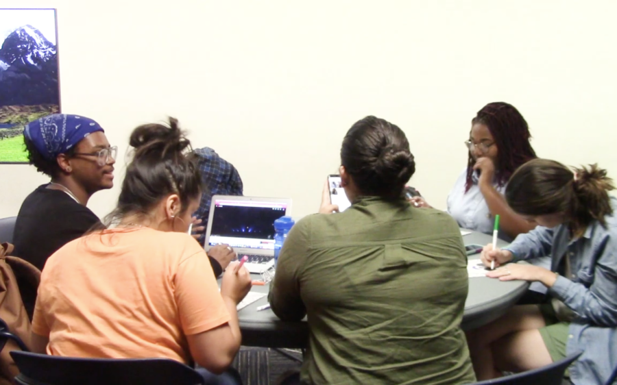 Students enjoy SALSA’s folklore en la noche event on Oct. 3, 2018.