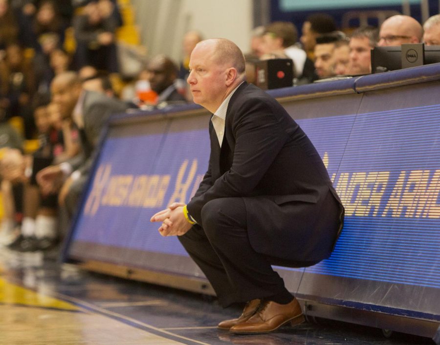 Kent State coach Rob Senderoff calls out a play during the second half of the Flashes' matchup against NIU on Jan. 19. The Flashes won, 78-68.