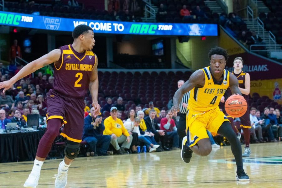 Junior Antonio Williams drive to the basket in the second half of the Mid-American Conference game held at Quicken Loans Arena on March 14, 2019.