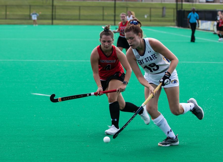 Sophomore forward Luisa Knapp drives toward the goal. Kent State beat St. Francis University 5-2 on August 30, 2019.