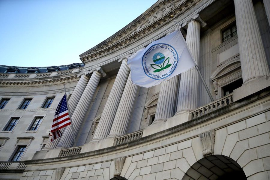 WASHINGTON, DC - MARCH 16: A view of the U.S. Environmental Protection Agency (EPA) headquarters on March 16, 2017 in Washington, DC. U.S. President Donald Trump's proposed budget for 2018 seeks to cut the EPA's budget by 31 percent from $8.1 billion to $5.7 billion. (Photo by Justin Sullivan/Getty Images)