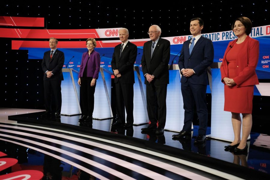 Candidates at the democratic debate in Iowa. 