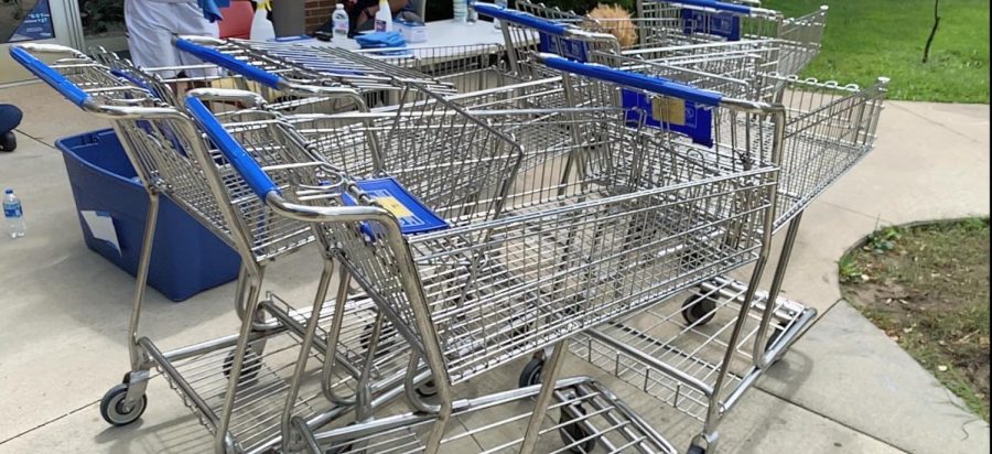 Shopping carts were available for move-in, cleaned and sanitized by staff members after each use.