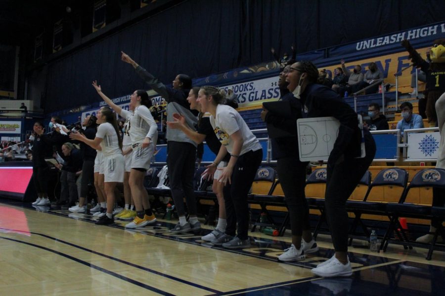 Kent State women's basketball team continues their winning streak on Wed. Feb. 16, 2022 against Northern Illinois winning 67-43.