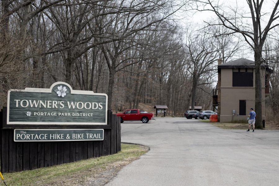 Towner's Woods is a local park located at 2264 Ravenna Road in Kent, Ohio. It has hiking trails that go around Lake Pippen.