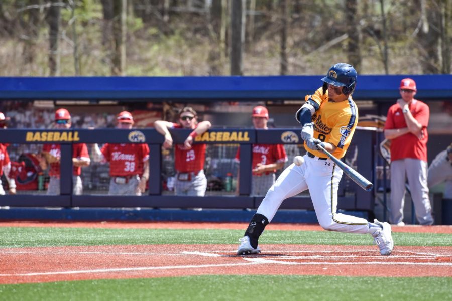 Kent State junior Payton Pennington batts during the game on April 24, 2022.