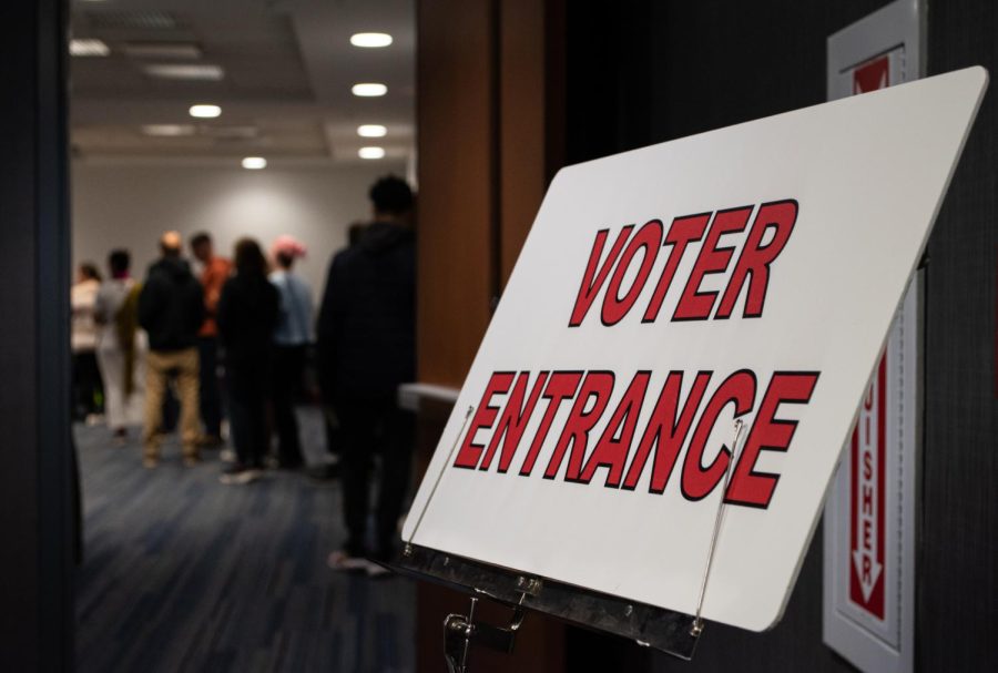 Kent State students come to the Student Recreation and Wellness Center to cast their votes on Nov. 8, 2022.