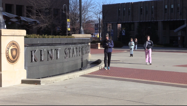 Students travel home for Thanksgiving break