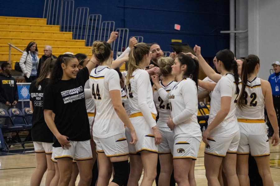 Kent State Women's Basketball team after their win over Central Michigan on Feb. 8, 2023.