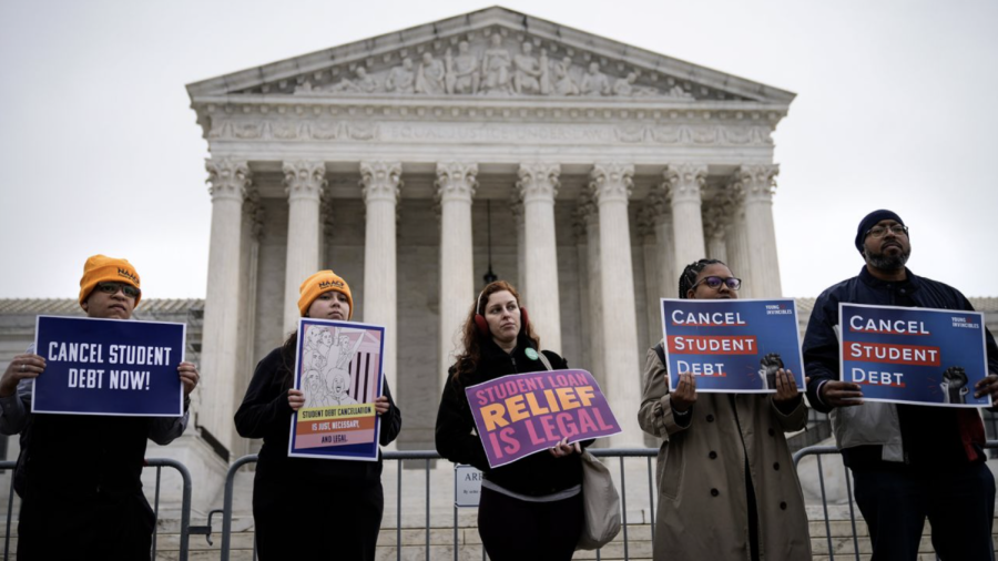 People rally in support of the Biden administration's student debt relief plan in front of the the U.S. Supreme Court on February 28, 2023 in Washington, DC.
(Drew Angerer/Getty Images)