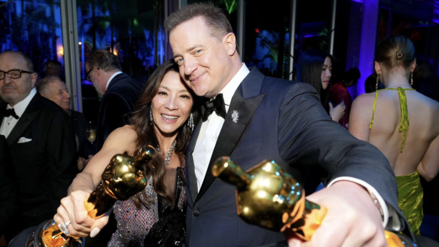 Michelle Yeoh and Brendan Fraser attend the 2023 Vanity Fair Oscar Party in Beverly Hills, California.
Kevin (Mazur/VF23/WireImage for Vanity Fair/Getty Images)