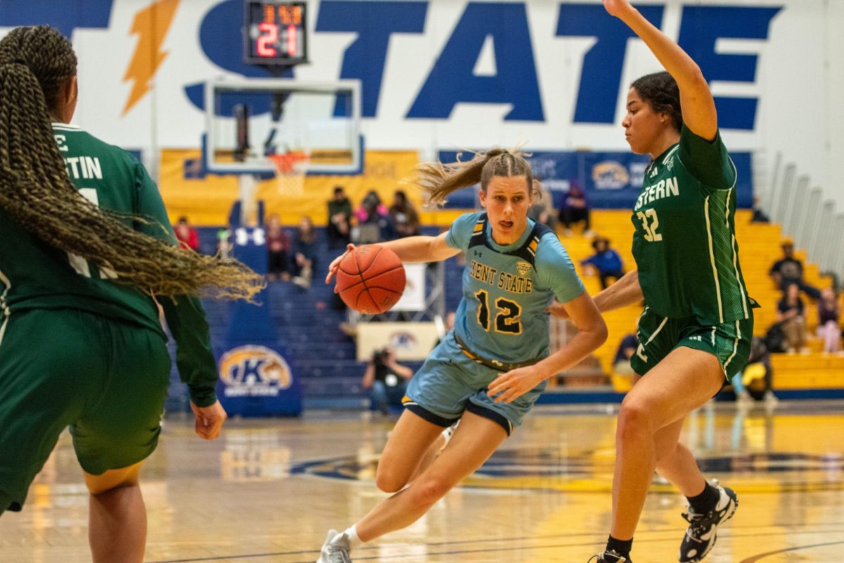 Junior Jenna Batsch going for the layup against Eastern Michigan University during the women's basketball game on Jan. 24, 2024.