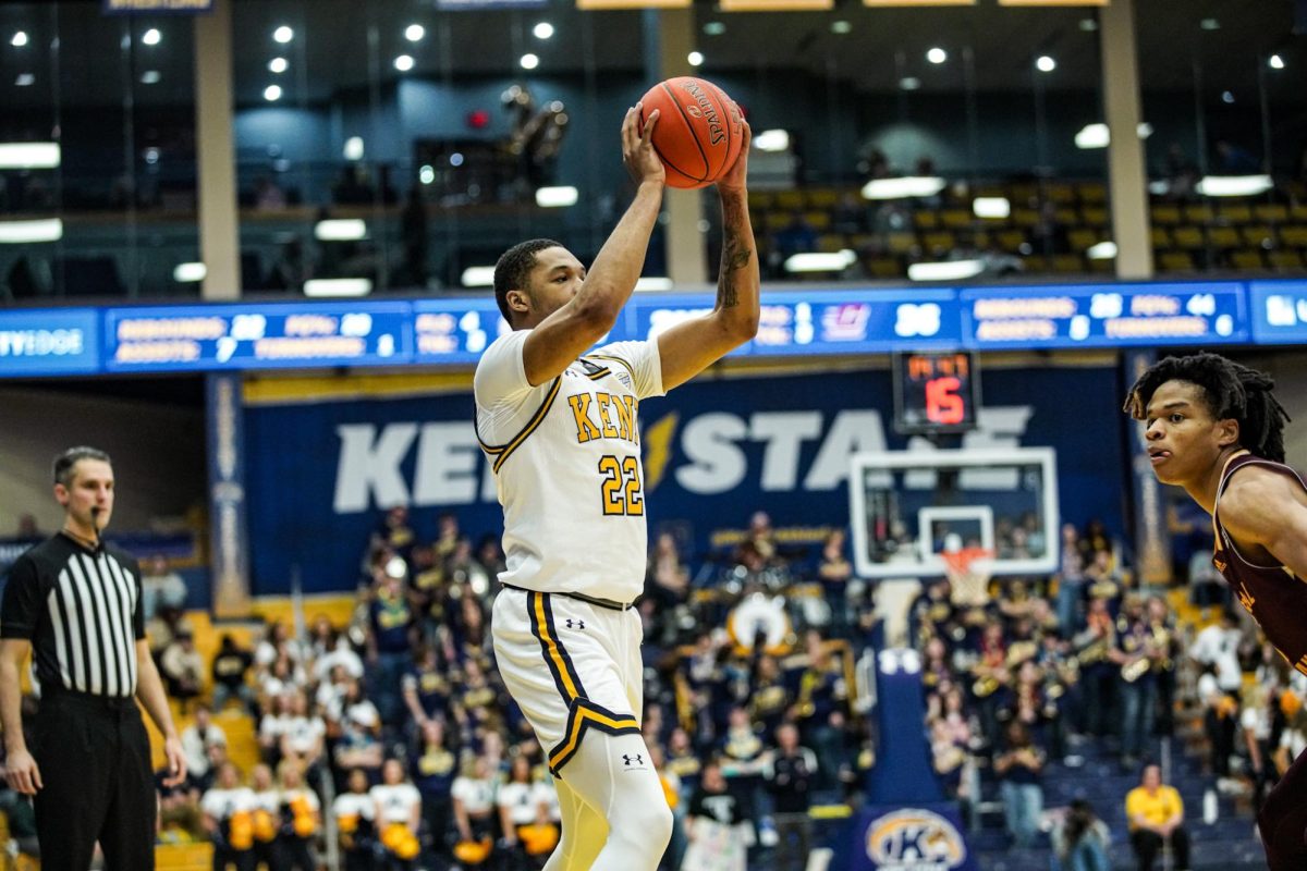 Guard Tyem Freeman looks to make a pass in the second half of the game on March 2, 2024.