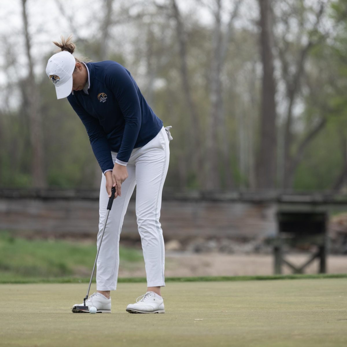 Then-freshman Veronika Kedroñová goes for the putt at the ninth hole at the final round of the Mid-American Conference Championships in Grove City, OH, on April 24, 2024.