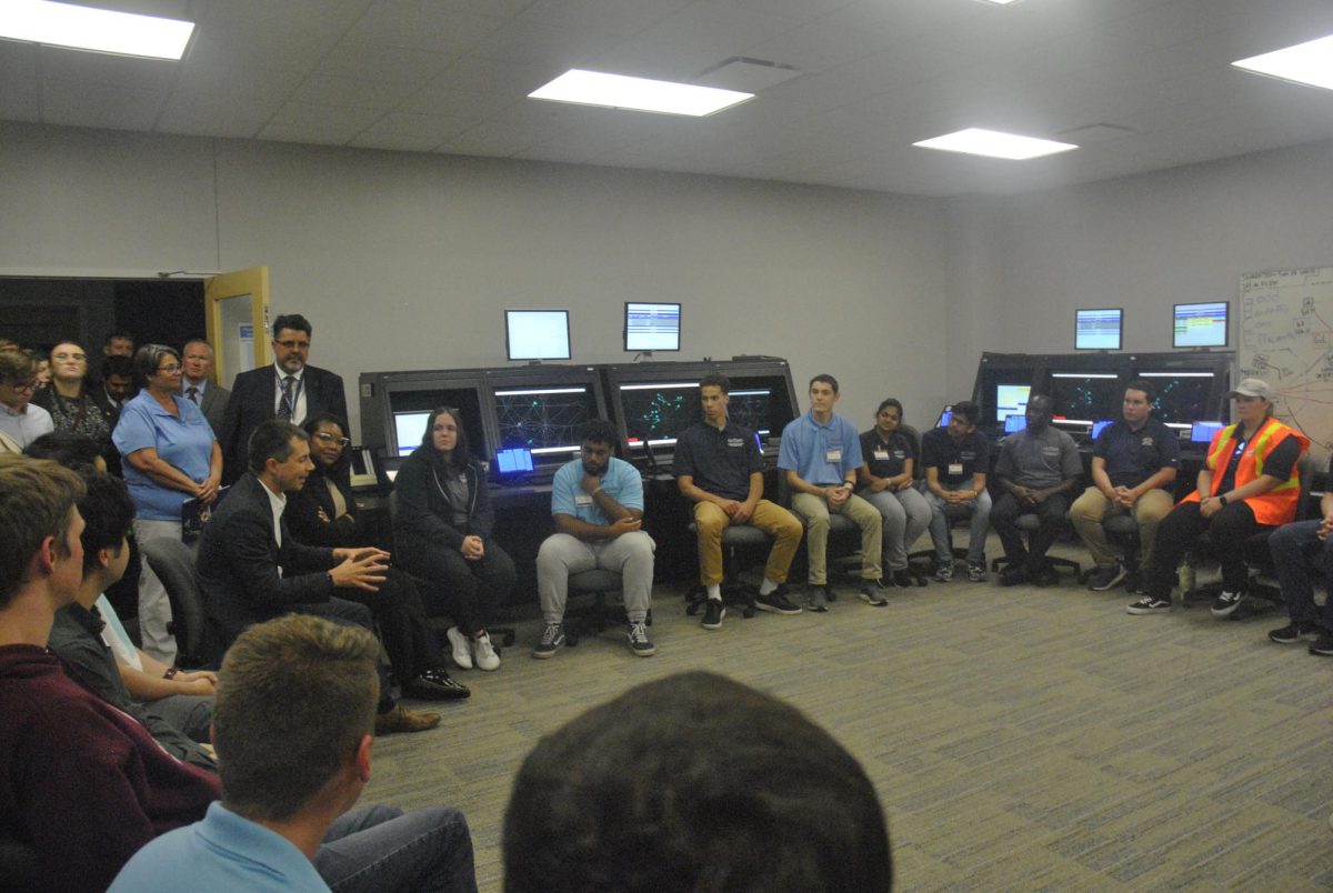 U.S Transportation Secretary Pete Buttigieg visits Kent State's new Aeronautics building and sits down with Aeronautics students doing a Q&A. 