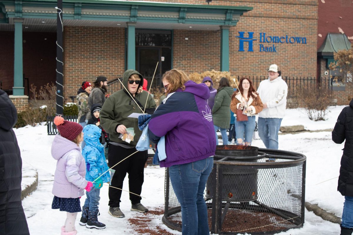 The Kent community enjoying free s'mores ACME fresh market on Jan. 25,2025.  