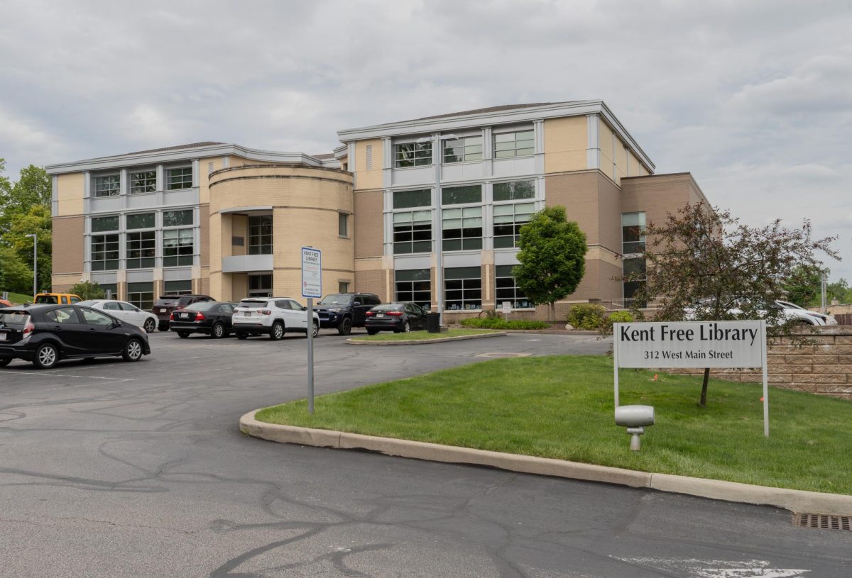 The Kent Free Library is at 312 W Main St, Kent, OH. 