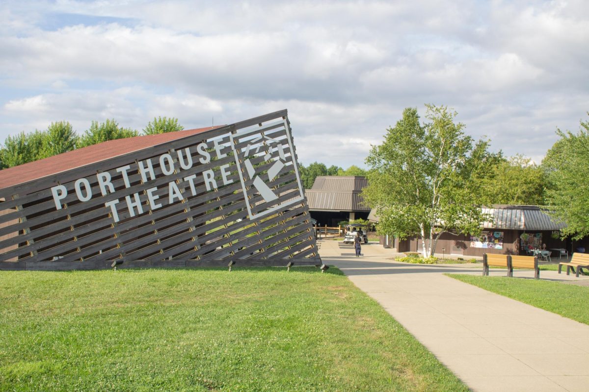 Porthouse Theatre opens its doors at 3143 O'Neil Road, Cuyahoga Falls.