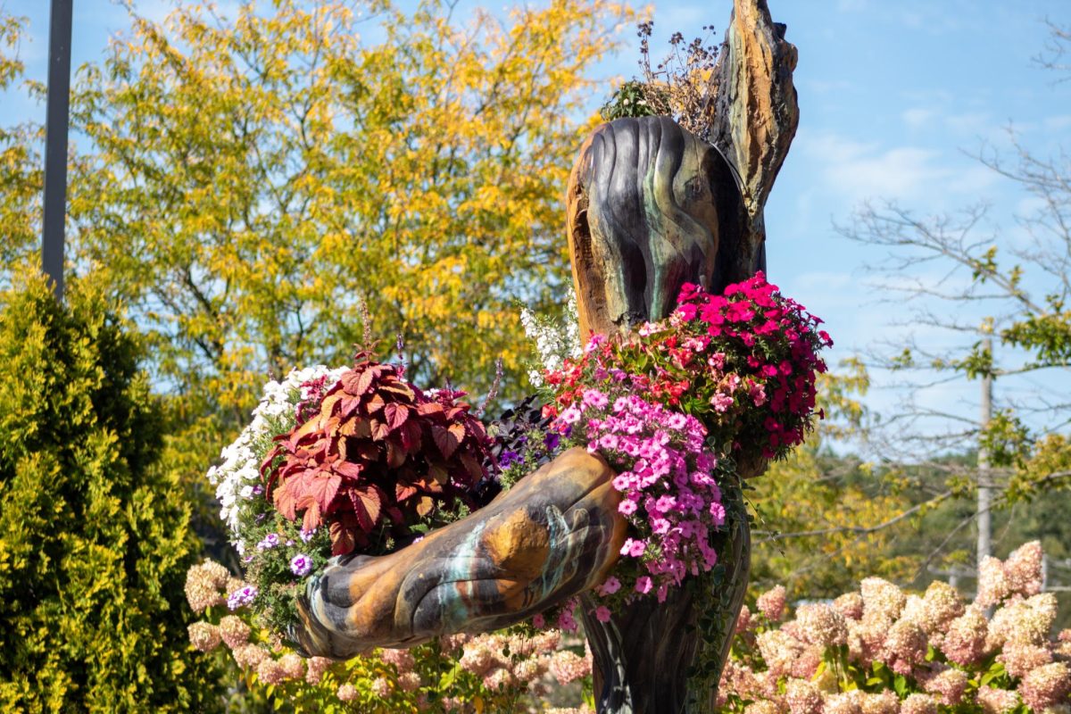 Maj Ragain Poetry Park sits just to the left of the Wick Poetry Center, located in the Gaston Prentice House. The park was dedicated in 2023 to professor Maj Ragain and features a 12-foot bronze sculpture designed by Robert Wick, along with various poems scattered throughout the pathways. 
