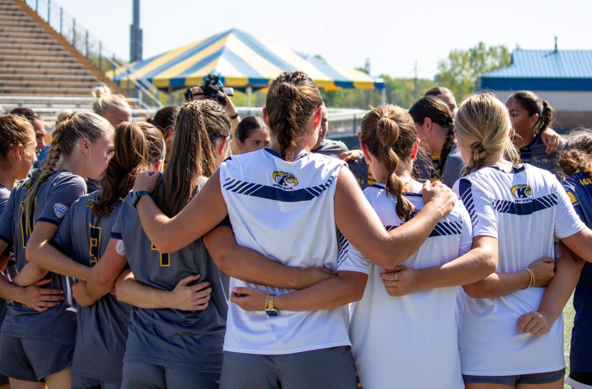 Kent State women's soccer team huddles before game against Buffalo on Sunday, Sept. 28, 2025.
