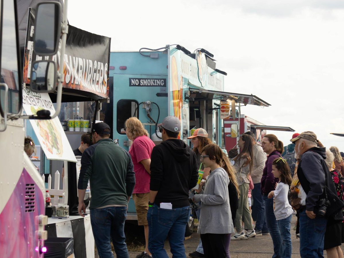 Attendees of the annual Kent State Engineering & Aeronautical Expo line up at the food and ice cream vendors on Sept. 6, 2025.