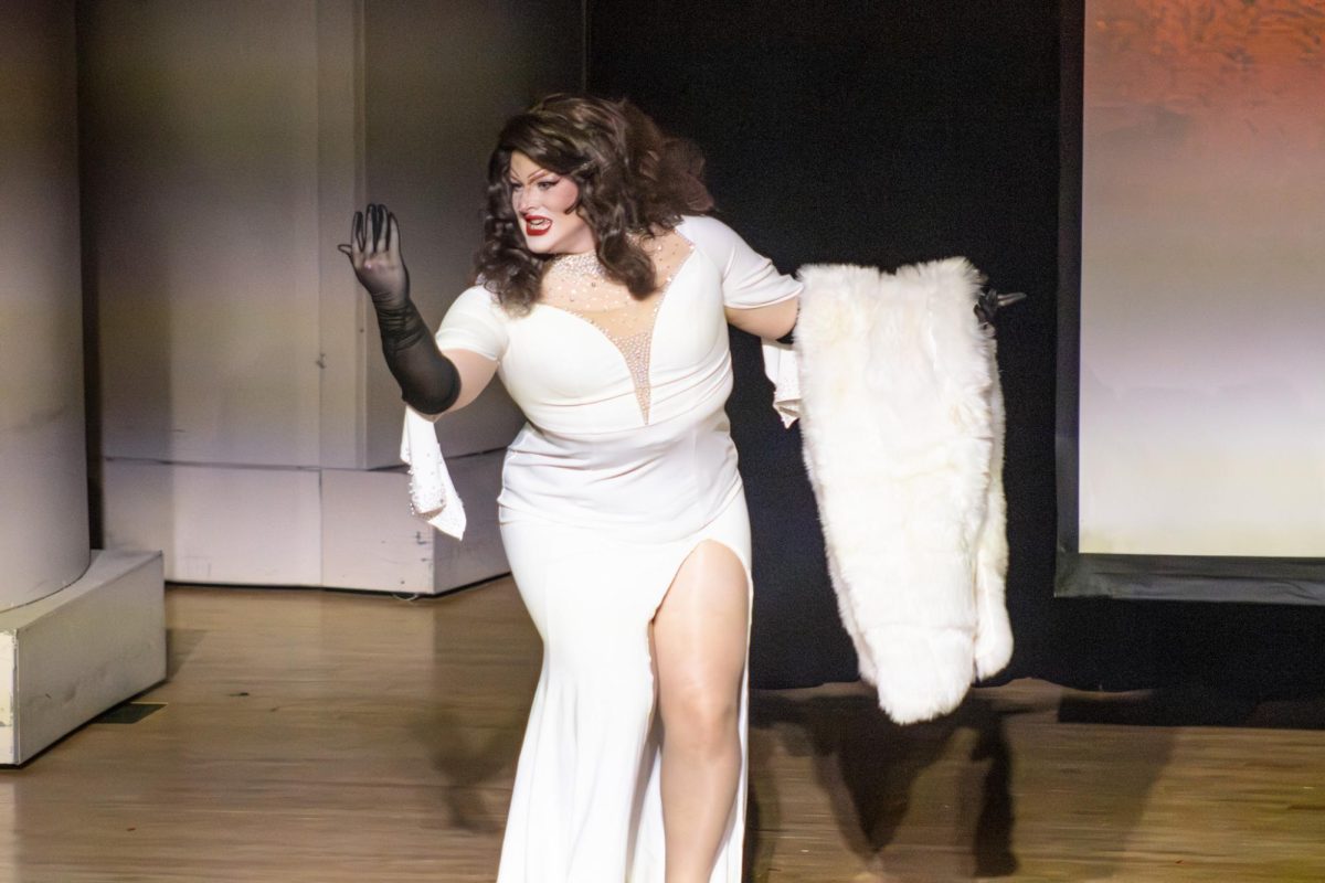 Karat Cake sings in her performance in Kent State's Sex Week Drag Show on Nov. 19, 2025.